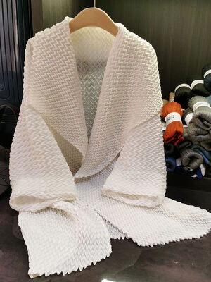 High End Pleated Large Lapel Mid Length Pleated Trench Coat Solid Color Loose Coat Temperament