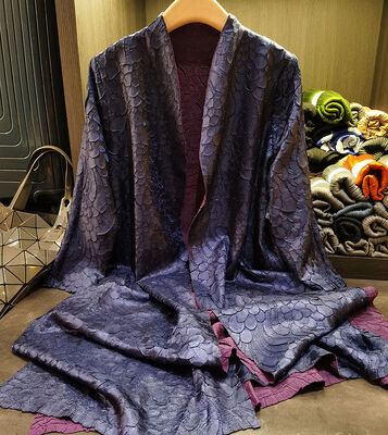 Women's Autumn and Winter New Double-sided Wearable Embroidered Pleated Mid-length Coat