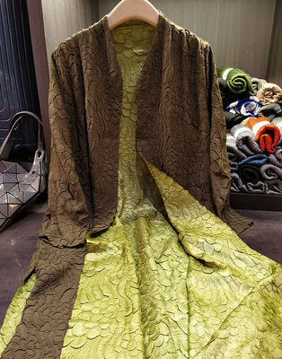 Women's Autumn and Winter New Double-sided Wearable Embroidered Pleated Mid-length Coat