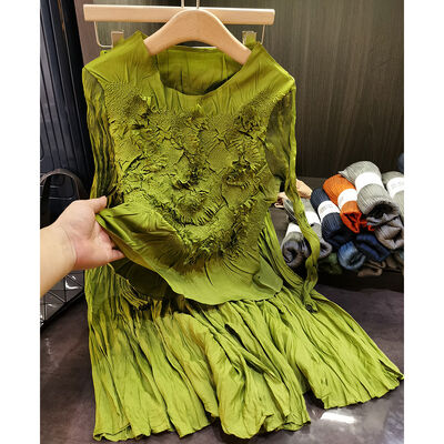 Exquisite Handmade Floral Skirt Set Elegant and Fashionable Ladies Autumn New Style