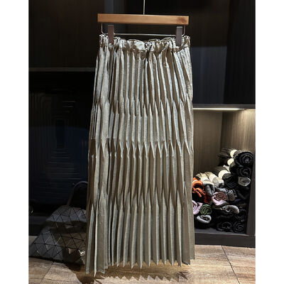 Elegant temperament, solid color, simple pleated skirt, autumn new item, casual pleated pleated skirt for women