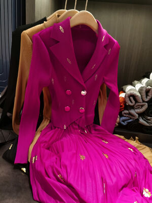 Elegant and Sophisticated Gold Stamping Ruched Midi Dress Autumn Slimming Flared Pleated Suit Collar for Parties