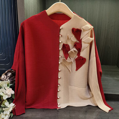 Spring 2025 Women's Three-dimensional Flower Loose Pleated Single Breasted Long Sleeved Cardigan Women's Top