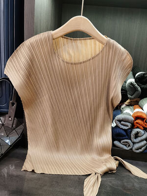 Women's Casual Short-Sleeved T-Shirt Summer New Arrival Pleated Top Irregular Wide Lace-up Solid Color Loose Slimming Knitted