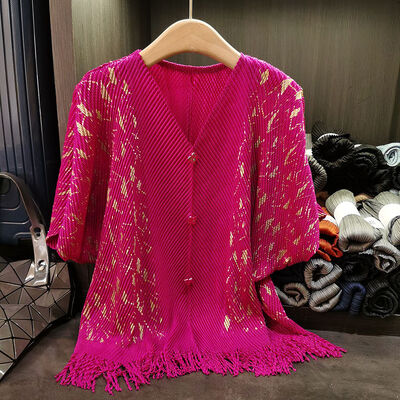 Summer New Fish Scale Pleated Print V-neck T-shirt Elegant Commuter Loose Casual Versatile Top Knitted Fabric