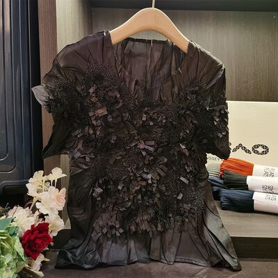 Niche Design Sense Handmade Women's Pleated Top T-Shirt Eco-Friendly Slim Stretch Short-Sleeved with Pile Flower Pattern