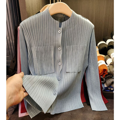 Women's Spring New Fashion Solid Color Single Breasted Top Pocket Design Long Sleeve Pleated Commuter Shirt Chinese Buttons