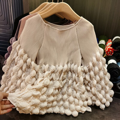 Elegant Slimming T-Shirt for Women New Spring Fashion Casual Style Anti-Pilling Niche Bubble Pleated Top Knitted Fabric
