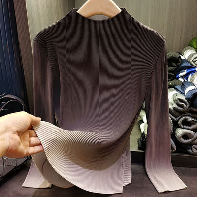 Advanced Sense Woman's Pleated Top 100 Fashion T-Shirt Gradual Color Toothpick with Half High Neck and Long Sleeves for Autumn