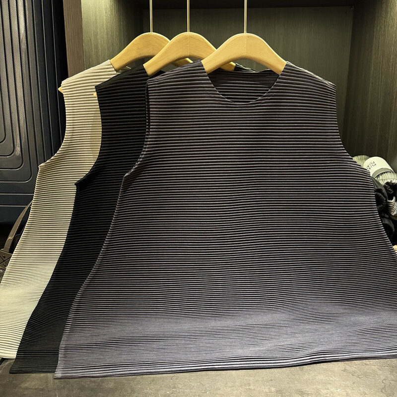 Autumn New Neck Sleeveless T-Shirt Top High-End Elegant Plus Size Solid Color Textured Pleated Versatile Casual Breathable Front