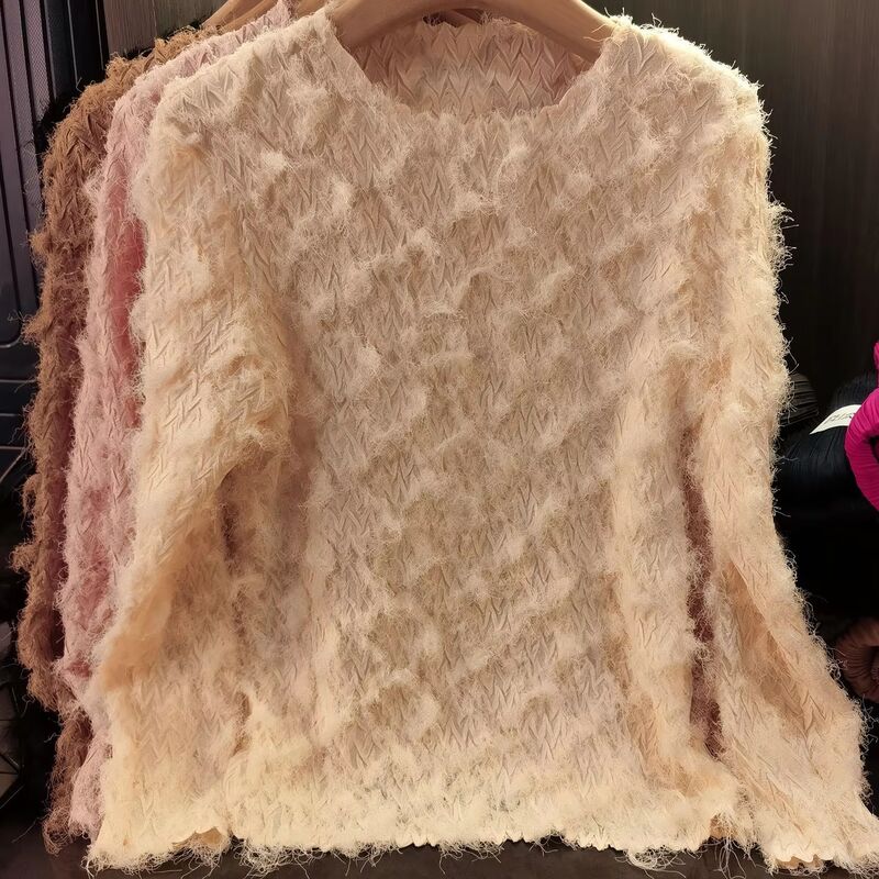 High end pleated solid color round neck long sleeved loose fit, stylish slimming T-shirt top