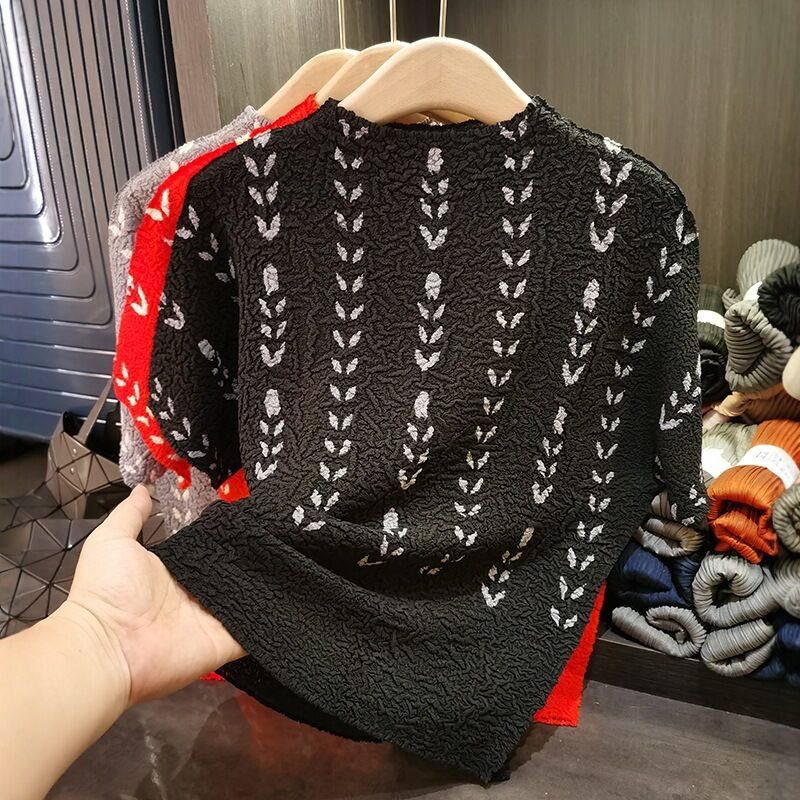 Eco-Friendly Polyester Soft Comfortable Striped Print Short Sleeve T-Shirt Elegant Simple Loose Casual Solid Color for Spring