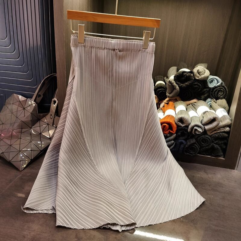 High-End Women's A-Line Skirt Pleated Solid Color Summer Casual Versatile Slimming Elastic Waist Plus Size Mid-Length Skirt