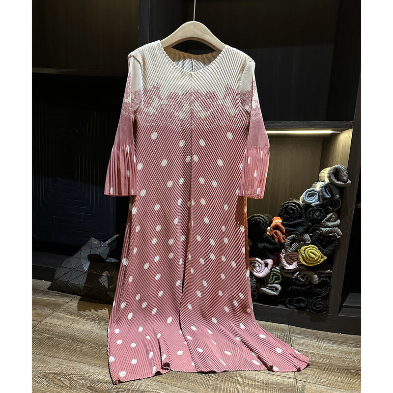 Advanced style new polka dot print loose oversized dragon scale pleated elegant dress with temperament