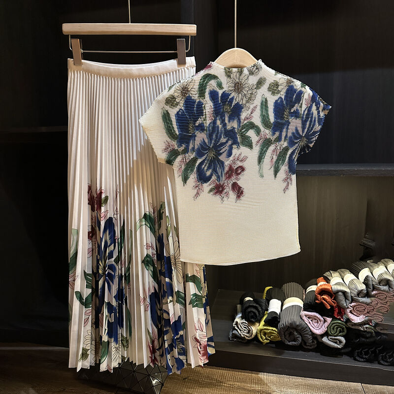 High end and elegant corn grain print set, casual and sweet pleated skirt 2-piece set