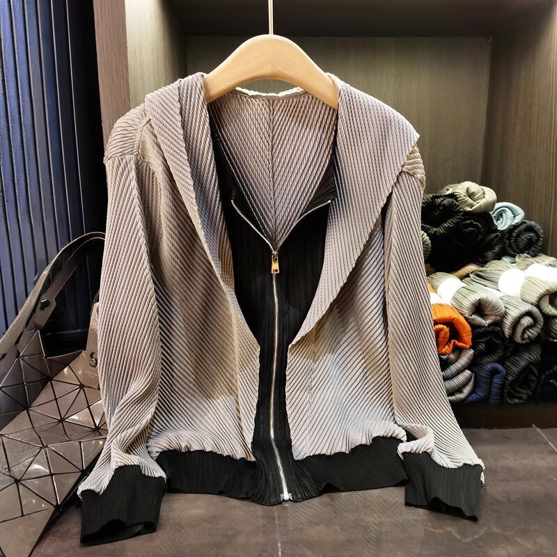 Autumn Casual High-End Women's Two-Piece Spliced Hooded Zipper Jacket Long-Sleeve Ruched Top Snake Skin Leather Polyester Lining