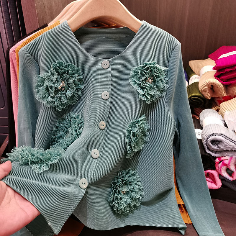 Early Spring  Elegant Versatile Age-Reducing Top New Pleated Loose Beaded Flower Cardigan Coat Long Length Casual